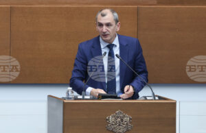 Към края на 2024 г. общо за страната лекарите със специалност "психиатрия" в лечебните заведения са 657, каза служебният здравен министър