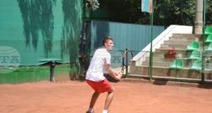 Леонид Шейнгезихт приключи участието си на полуфиналите на двойки на турнир по тенис в Испания