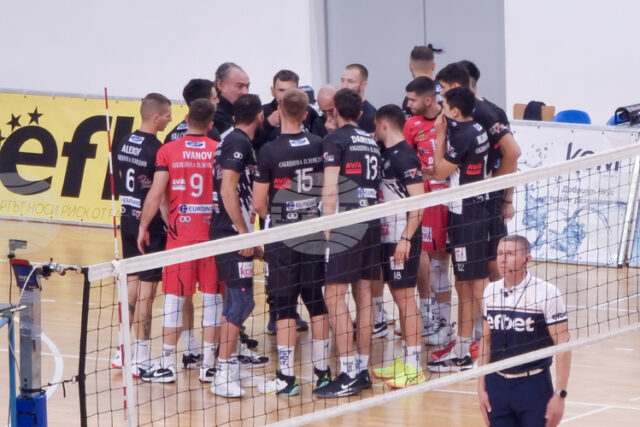 Локомотив Авиа победи ЦСКА и се изравни с Левски на върха в класирането на мъжкото волейболно първенство