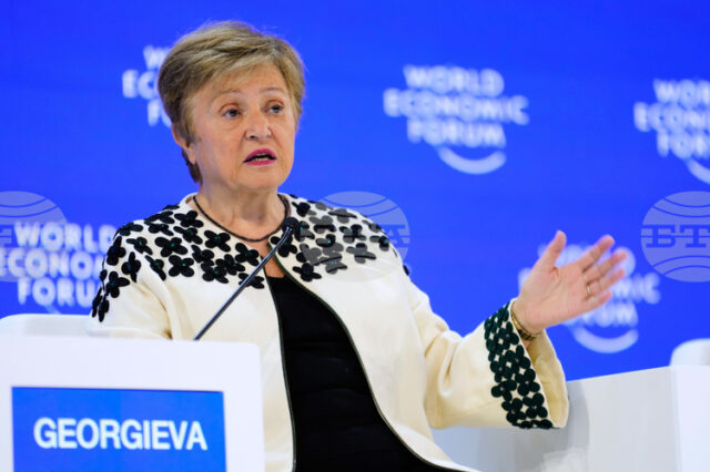 Международният валутен фонд одобри заем от 8,1 милиарда долара за Международният валутен фонд одобри заем от 8,1 милиарда долара за Киев; Украйна преживява войната със забележителна издръжливост, каза Кристалина Георгиева