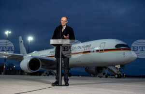 Мерц пристигна в Пекин на първото си официално посещение в Китай като канцлер на Германия