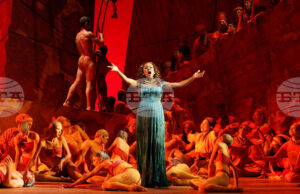 Мецосопраното Денис Грейвс се сбогува с оперната сцена след 40-годишна кариера