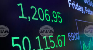 ОБЗОР
                                                                                                Високата волатилност на пазарите се запазва въпреки липсата на нови геополитически сътресения – какво ще следят пазарите през седмицата