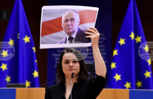 ОБНОВЕНА
Беларуската опозиционна лидерка Светлана Тихановска приветства освобождаването от затвора на Николай Статкевич ОБНОВЕНА
Беларуската опозиционна лидерка Светлана Тихановска приветства освобождаването от затвора на Николай Статкевич