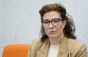 ОБНОВЕНА Как отново да станем девет милиона в България, обсъдиха експерти на дискусия, организирана от „Продължаваме промяната“