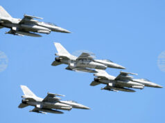 ОБНОВЕНА
                                                                                                Летищата в Люблин и Жешов в Полша отново работят, след като бяха временно затворени заради руските удари по Украйна