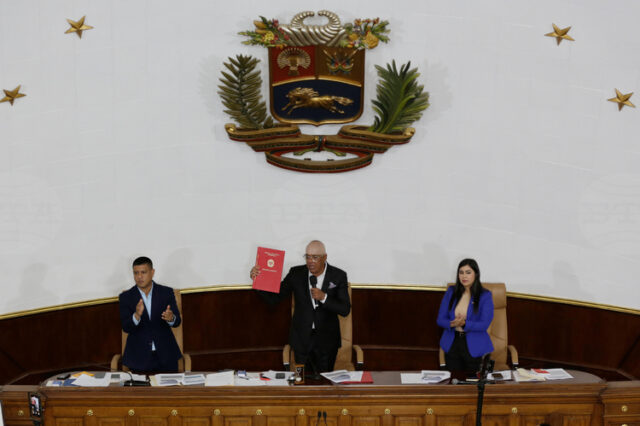 ОБНОВЕНА Осемдесет политически затворници бяха освободени днес във Венецуела, каза председателят на парламента