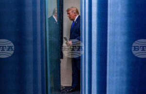 ОБНОВЕНА Тръмп обяви увеличение на временната глобална митническа ставка до 15 на сто