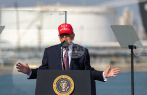 ОБНОВЕНА Тръмп потвърди, че американските въоръжени сили са започнали военна операция срещу Иран