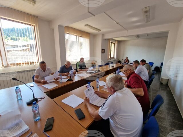 Общинският съвет в Борино ще разгледа искания за временни безлихвени Общинският съвет в Борино ще разгледа искания за временни безлихвени заеми във връзка с изпълнение на проекти