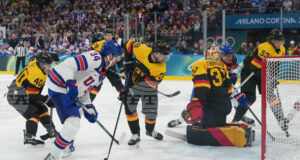 Отборът на САЩ завърши с три победи груповата фаза на мъжкия хокеен турнир в Милано и прескача плейофния кръг