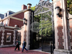 Пентагонът обяви, че прекъсва връзките си с Харвардския университет; прекратяват се военното обучение, стипендиите и програми за сертификати