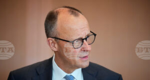 Повечето германци подкрепят идеята за преговори между Мерц и Путин, сочи проучване