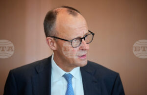 Повечето германци подкрепят идеята за преговори между Мерц и Путин, сочи проучване