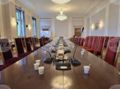 Поради липса на кворум Комисията по образованието и науката в Народното събрание не обсъди днес промените в Закона за училищното образование Поради липса на кворум Комисията по образованието и науката в Народното събрание не обсъди днес промените в Закона за училищното образование