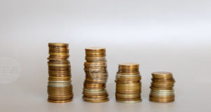 Постъпленията от осигурителни вноски в пенсионните фондове нарастват с 13 на сто до 3,35 млрд. лева за 2025 г., сочат данни на КФН