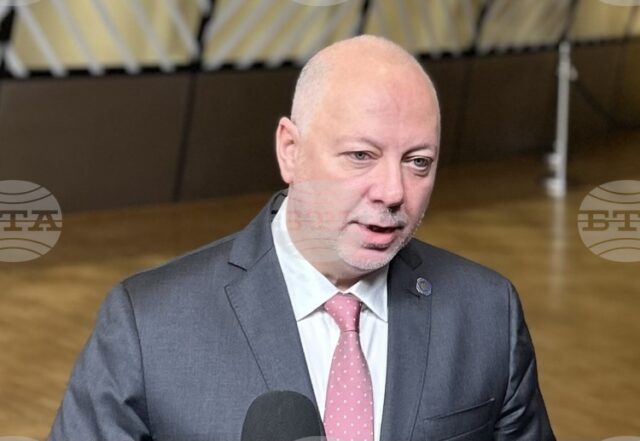 Премиерът в оставка Росен Желязков заяви за Анадолската агенция, че партньорството с Турция е изключително важно за установяването на мир