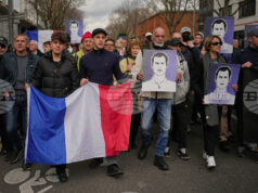 При засилени мерки за сигурност започна възпоменателно шествие в Лион след убийството на младия крайнодесен активист Кантен Дьоранк