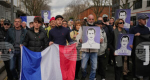 При засилени мерки за сигурност започна възпоменателно шествие в Лион след убийството на младия крайнодесен активист Кантен Дьоранк