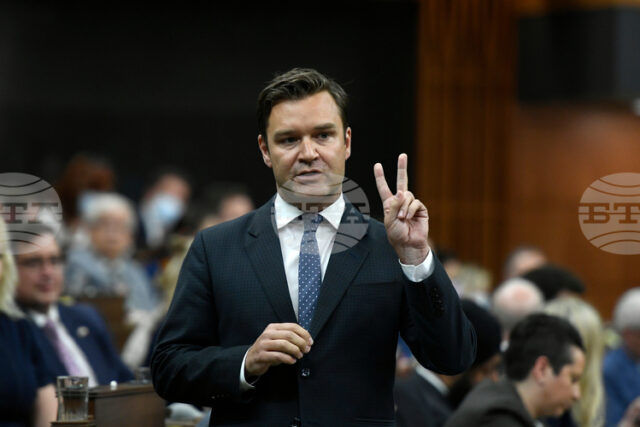 РАЗШИРЕНА
                                                                                                Депутат от канадската опозиция се присъедини към управляващата партия