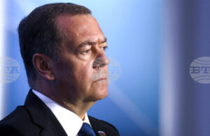 РАЗШИРЕНА
Светът става все по-опасен, но Русия не иска глобален конфликт, заяви Медведев в интервю за няколко медии, сред които и Ройтерс РАЗШИРЕНА
Светът става все по-опасен, но Русия не иска глобален конфликт, заяви Медведев в интервю за няколко медии, сред които и Ройтерс