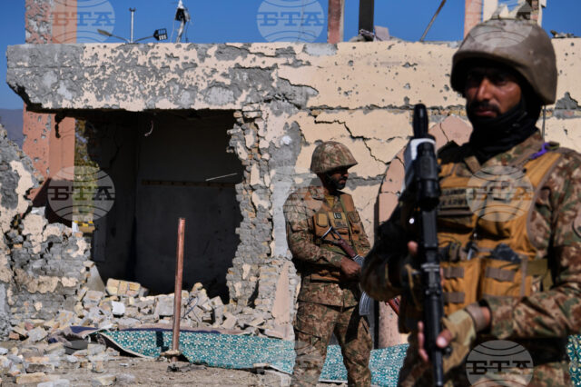 Военнослужещи в пакинстанската армия