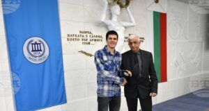 Ректорът на НСА награди Тервел Замфиров с почетен медал