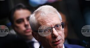 С Андрей Гюров не сме обсъждали министерски постове, каза Николай Денков от ПП-ДБ