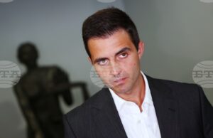 Сайтът, в който са публикувани видеата, заснети в гинекологичен кабинет в София, не е български и е бил с платен достъп, каза прокурор Николай Николаев