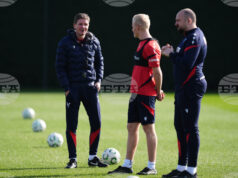 Сезонът на Кристъл Палас няма да приключи с отпадане от Лигата на конференциите, заяви мениджърът Оливер Глазнер Сезонът на Кристъл Палас няма да приключи с отпадане от Лигата на конференциите, заяви мениджърът Оливер Глазнер