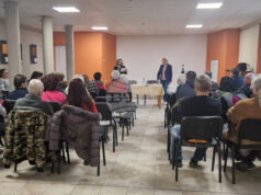 Среща с поетесата Роза Боянова се състоя в Народно читалище „Добри Войников – 1856“ в Шумен