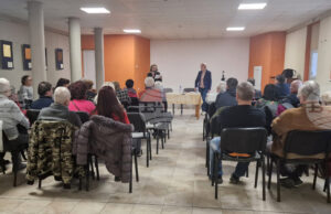 Среща с поетесата Роза Боянова се състоя в Народно читалище „Добри Войников – 1856“ в Шумен