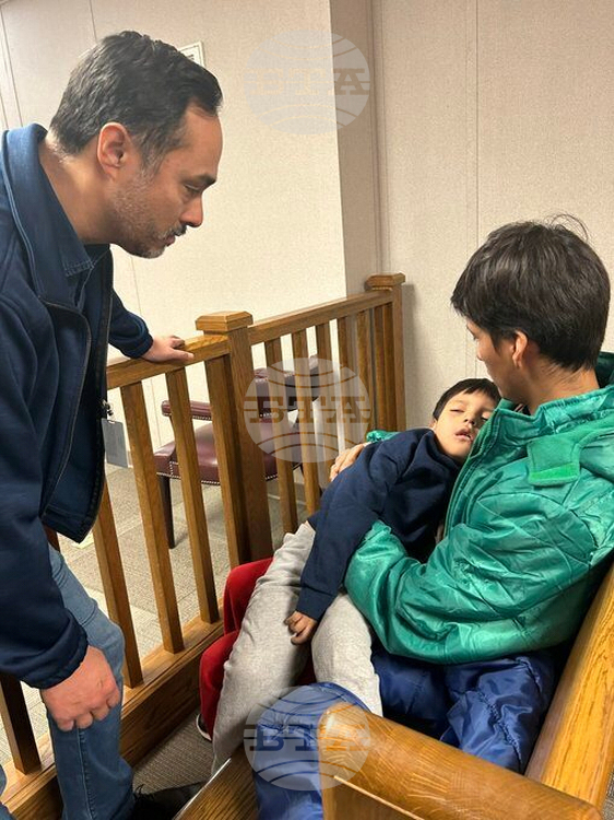 Съдия в Тексас освободи 5-годишно дете, задържано от имиграционните и Съдия в Тексас освободи 5-годишно дете, задържано от имиграционните и митнически агенти на ICE