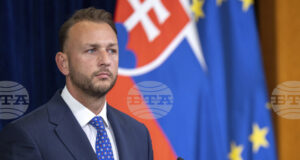 ТАСР: Полицията ще разследва всички следи в Словакия, свързани с Епстийн, заяви вътрешният министър Шутай Ещок