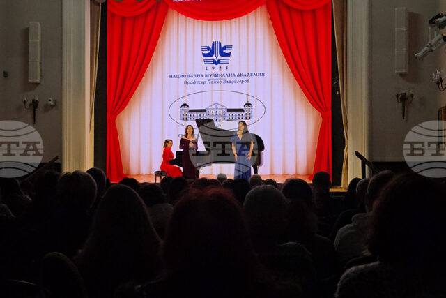Творби на европейски и китайски композитори бяха представени в БАН от докторанти в НМА „Проф. Панчо Владигеров"