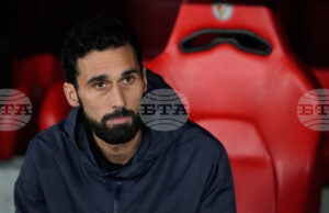 Треньорът на Реал Алваро Арбелоа: "Ако някой е недоволен, да дойде на сивия диван, но отборът е преди всеки"