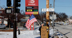 Тръмп е наредил на Департамента за вътрешна сигурност да не се намесва в протестите в ръководените от Демократическата партия градове