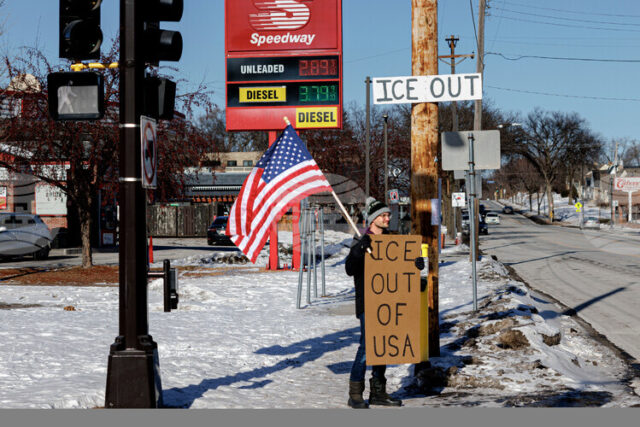 Тръмп е наредил на Департамента за вътрешна сигурност да не се намесва в протестите в ръководените от Демократическата партия градове