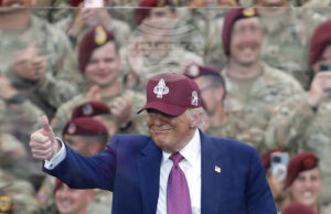 Тръмп ще посети Северна Каролина, за да поздрави специалните сили, които свалиха от власт Мадуро