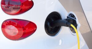 електромобили