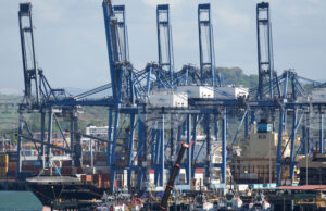 Филиал на „Си Кей Хъчисън“ започва арбитражна процедура срещу Панама заради прекратяването на концесия на две пристанища на Панамския канал