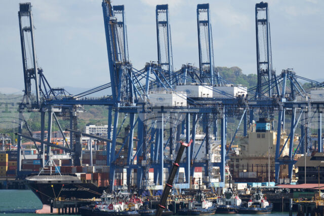 Филиал на „Си Кей Хъчисън“ започва арбитражна процедура срещу Панама заради прекратяването на концесия на две пристанища на Панамския канал