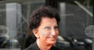 Френското правителство одобри подадената заради аферата "Епстийн" оставка от Жак Ланг като председател на Института за арабския свят в Париж