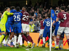 Футболната асоциация глоби Челси и Уест Хям