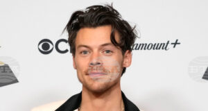 Хари Стайлс оглави класацията на "Билборд" за сингли