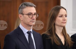 „Булгаргаз“ се намира във фактически фалит, обяви служебният министър на енергетиката „Булгаргаз“ се намира във фактически фалит, обяви служебният министър на енергетиката