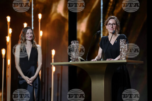 Наградата „Сезар“ за най-добър френски филм беше присъдена на „Привързване“ на Карин Тардийо