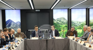 Как отново да станем девет милиона в България, обсъдиха експерти на дискусия, организирана от „Продължаваме промяната“