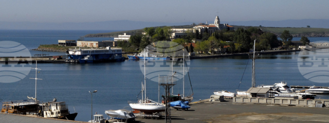 „Св. св. Кирик и Юлита“ е публична държавна собственост, казаха от Министерството на културата по повод статута и развитието на острова