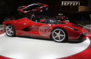 „Ферари“ пусна предварителни интерирорни снимки на новия спортен електрически автомобил „Луче“